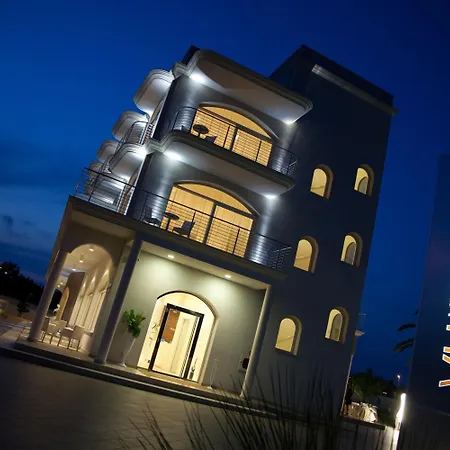 Vespucci 4* بورتو سيساريو