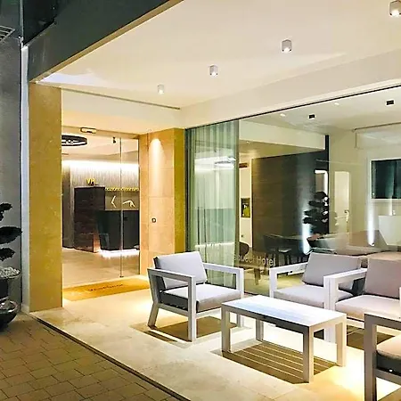 Vespucci Hotel